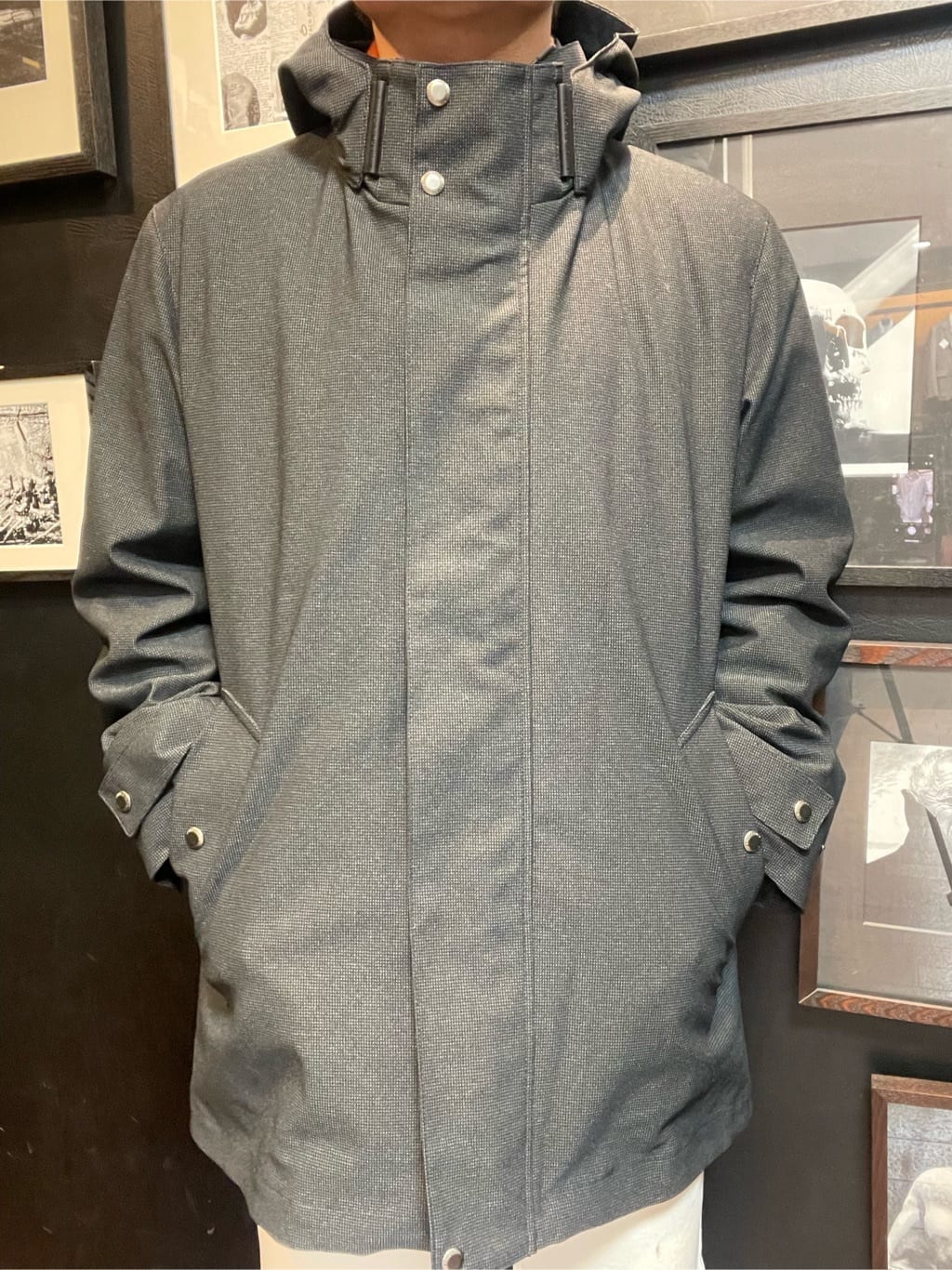 Suehiroさんの「TAKEO KIKUCHI｜【Sサイズ～】ストレッチ デニム パンツ」を使ったコーディネート