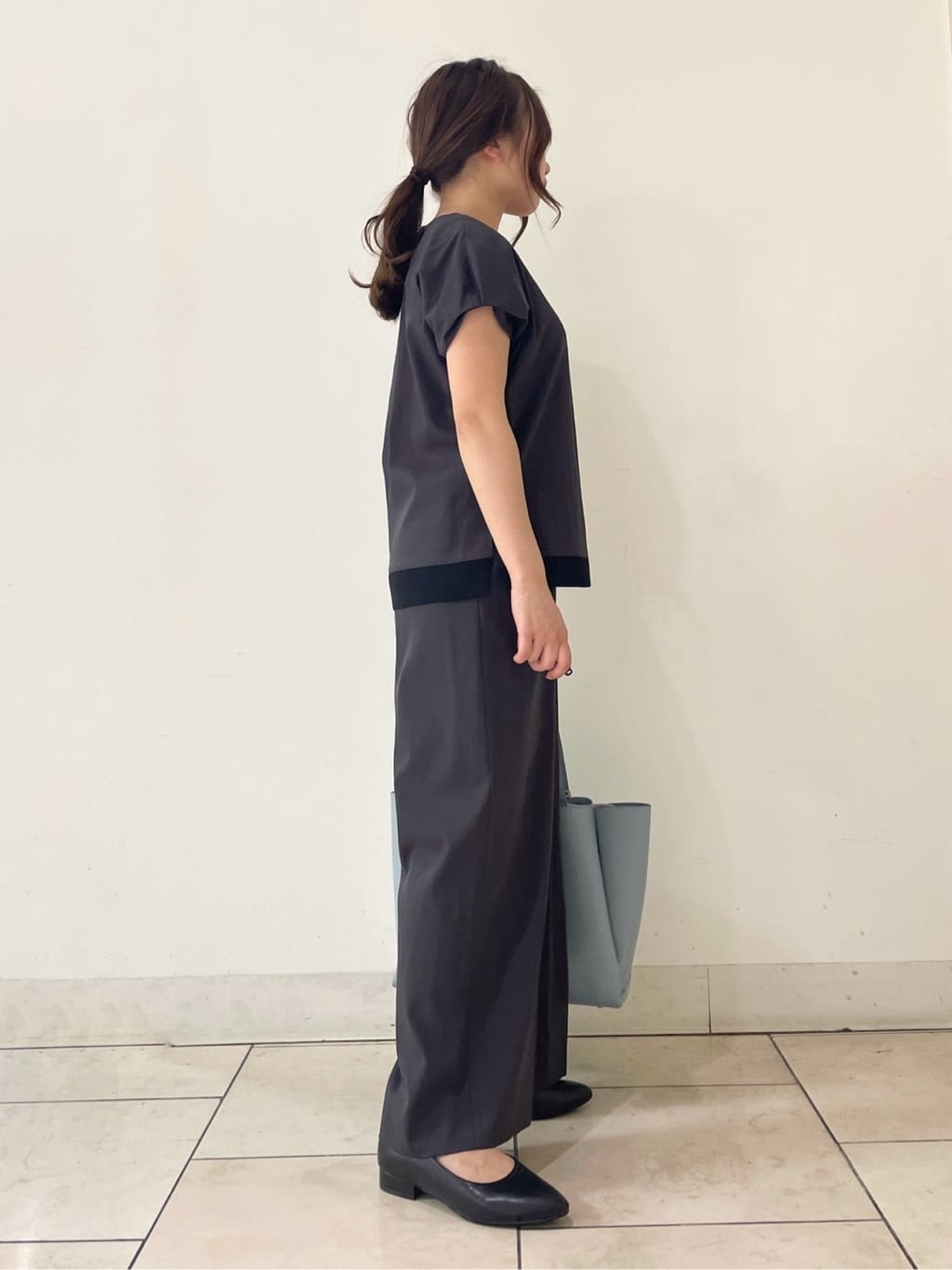 kahoさんの「INDIVI｜【セレモニーにおすすめ！】パール調トップネックレス」を使ったコーディネート
