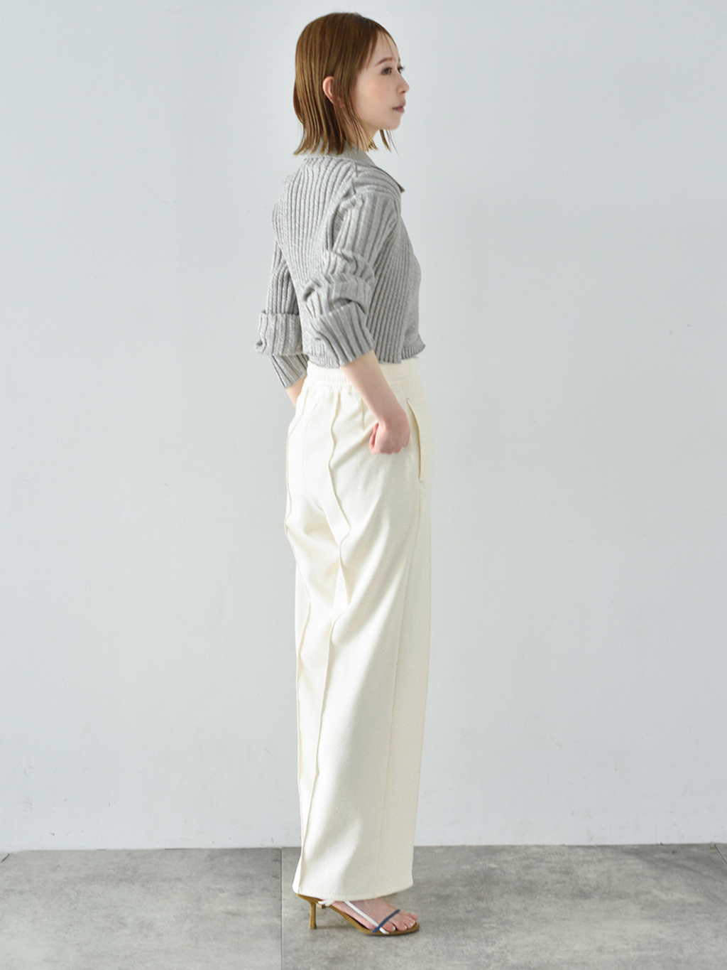 harekoさんの「CODE A｜◆lame knit cardigan」を使ったコーディネート