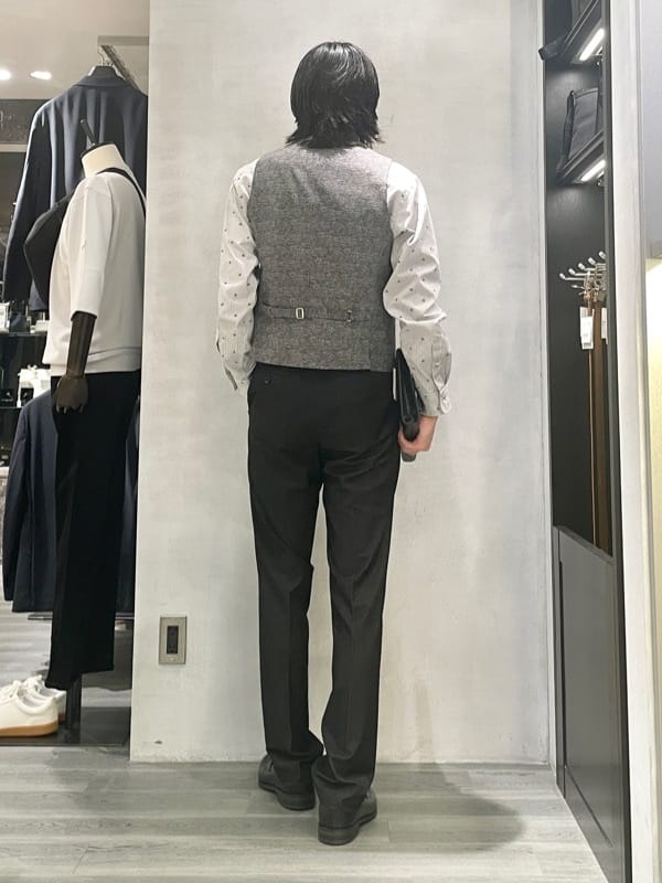 Tightさんの「TAKEO KIKUCHI｜ハットモチーフ ジャカード ストライプ シャツ」を使ったコーディネート