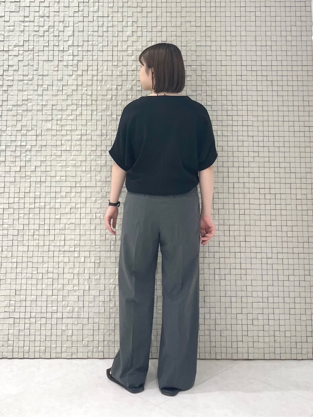 sakuさんの「INDIVI｜【セレモニーにおすすめ！】パール調トップネックレス」を使ったコーディネート