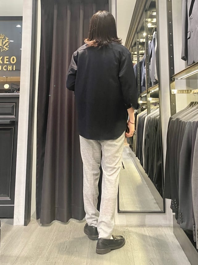 Tightさんの「TAKEO KIKUCHI｜【尾州織】リネンブレンド メッシュパンツ」を使ったコーディネート