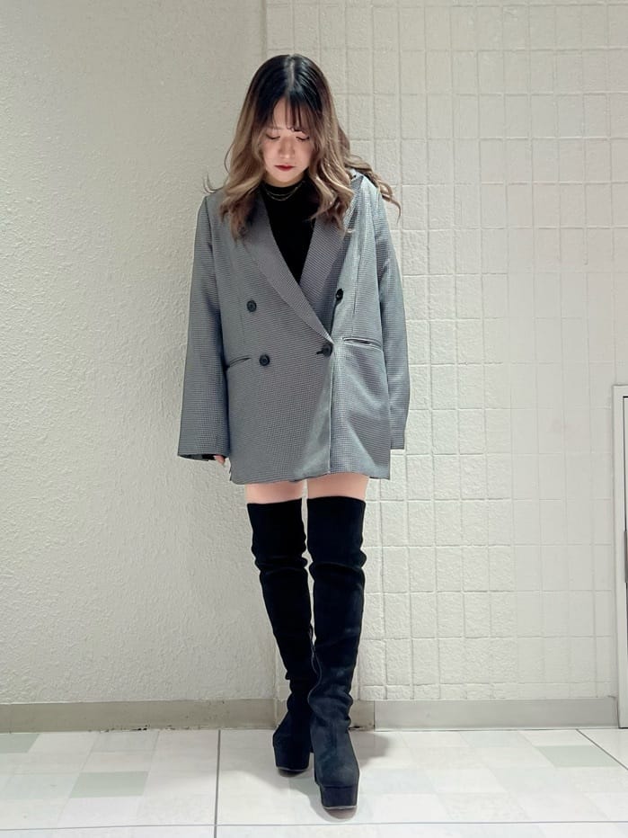 yumi さんの「ESPERANZA｜厚底ラク盛りニーハイブーツ」を使ったコーディネート