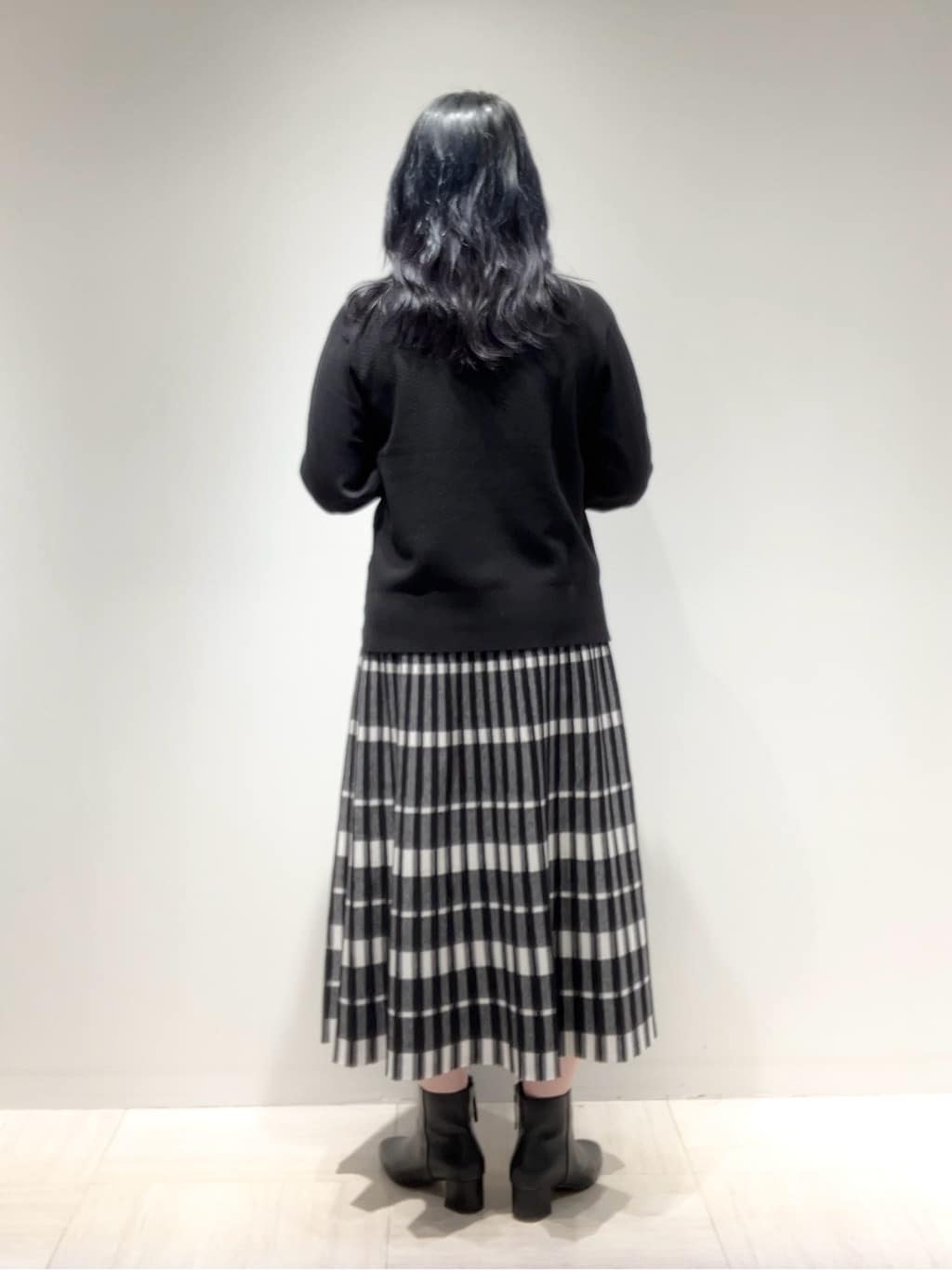 関根さんの「Reflect｜」を使ったコーディネート