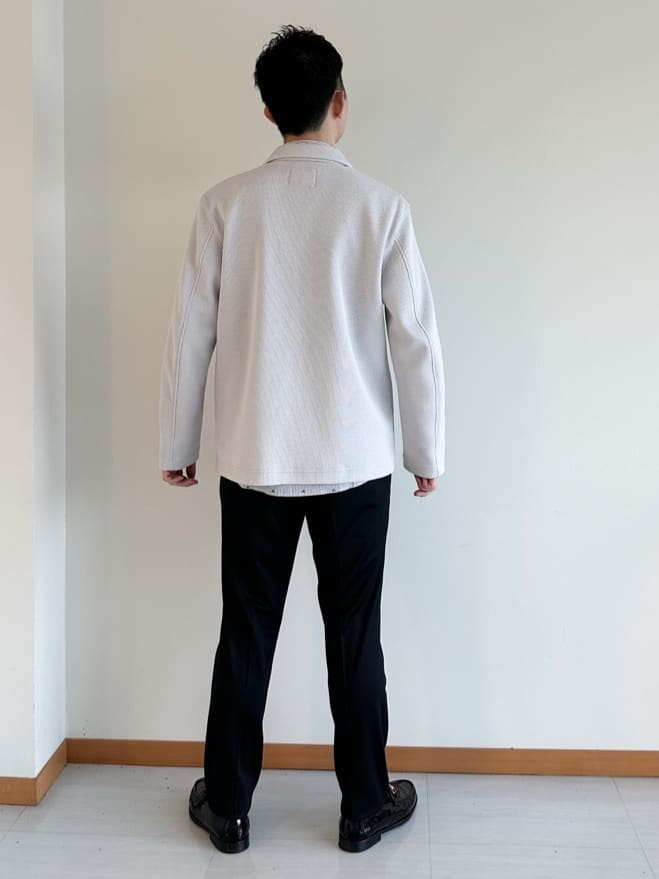 イッシーさんの「TAKEO KIKUCHI｜ハットモチーフ ジャカード ストライプ シャツ」を使ったコーディネート