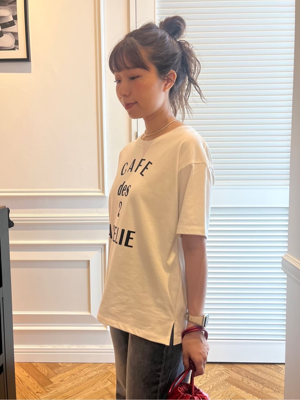 つじ まこさんの「DRESSTERIOR｜【ウォッシャブル】テーパードコンフォートデニム」を使ったコーディネート