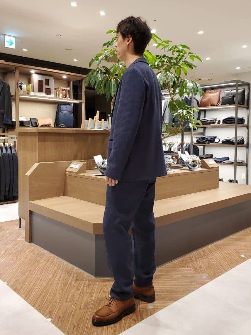 ishidaさんの「TAKEO KIKUCHI｜【抗菌防臭】クロスウィーブ ジャケット」を使ったコーディネート