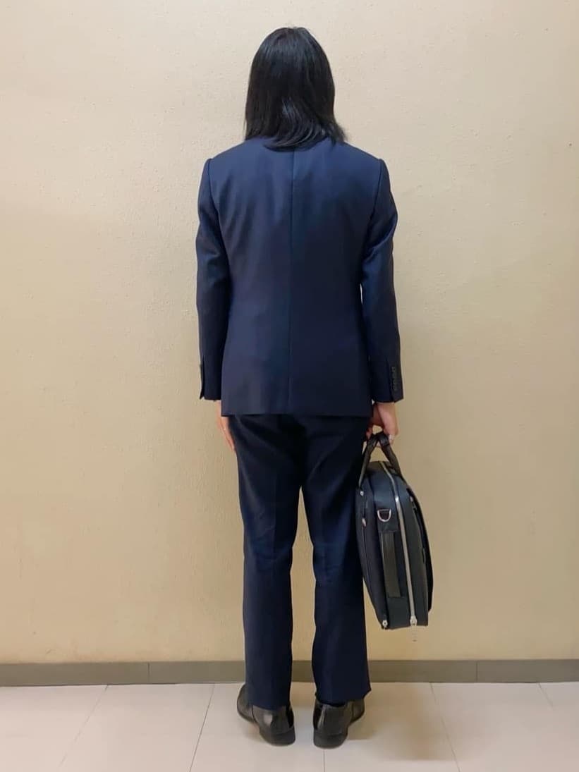 及川さんの「TAKEO KIKUCHI｜【Three by Three】シャイニーシャークピンヘッド スーツ/3ピース対応可」を使ったコーディネート