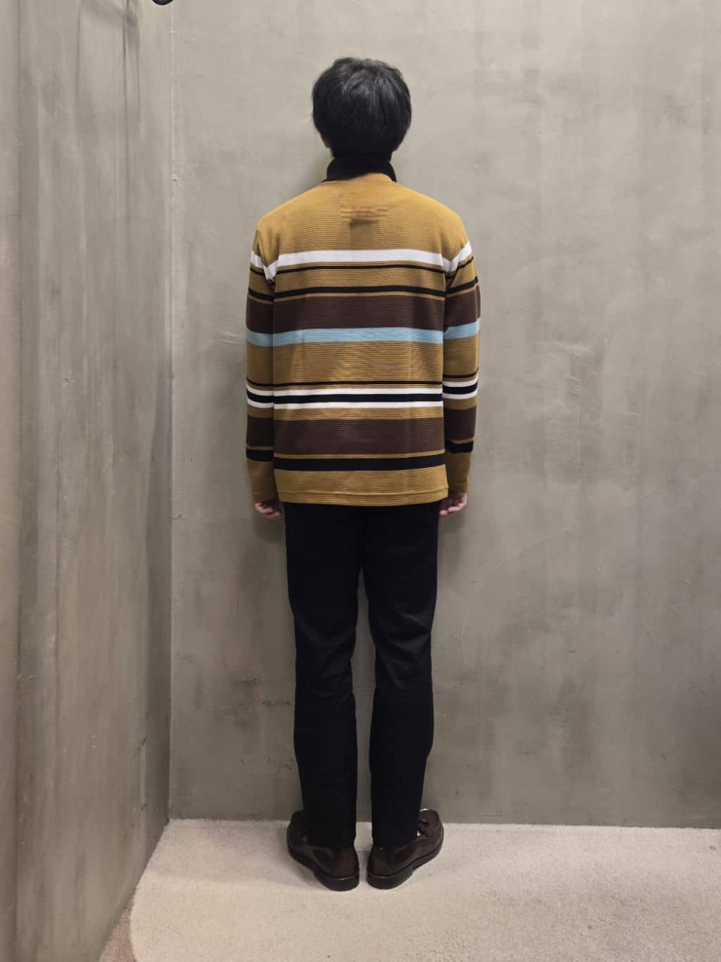 白木駆さんの「TAKEO KIKUCHI｜【オフィスカジュアル対応】ドレス チノパンツ」を使ったコーディネート