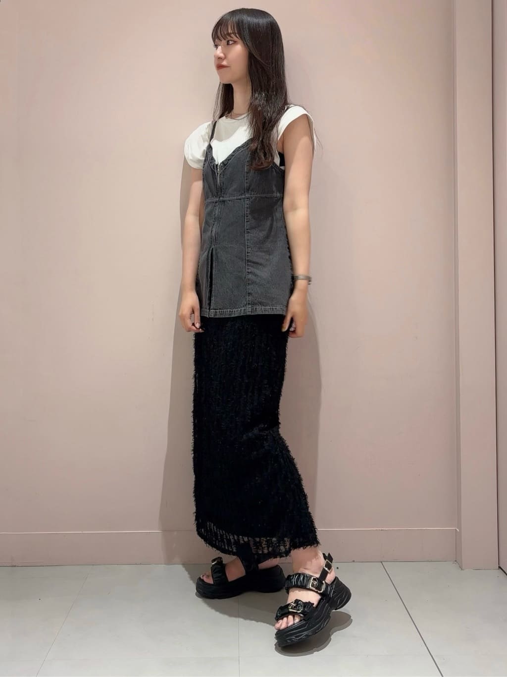 RINAさんの「ESPERANZA｜厚底クシュクシュベルトスポサン」を使ったコーディネート