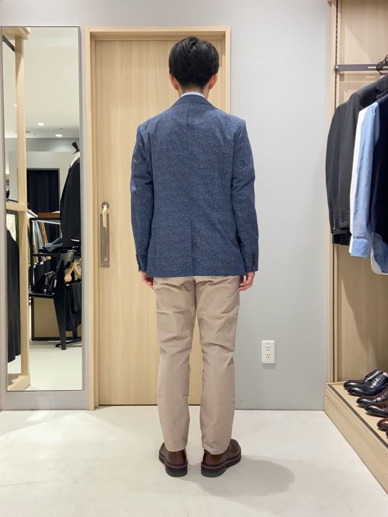 わいずみさんの「TAKEO KIKUCHI｜【抗菌防臭】COOL DOTS（R）ドビープリント ジャケット」を使ったコーディネート