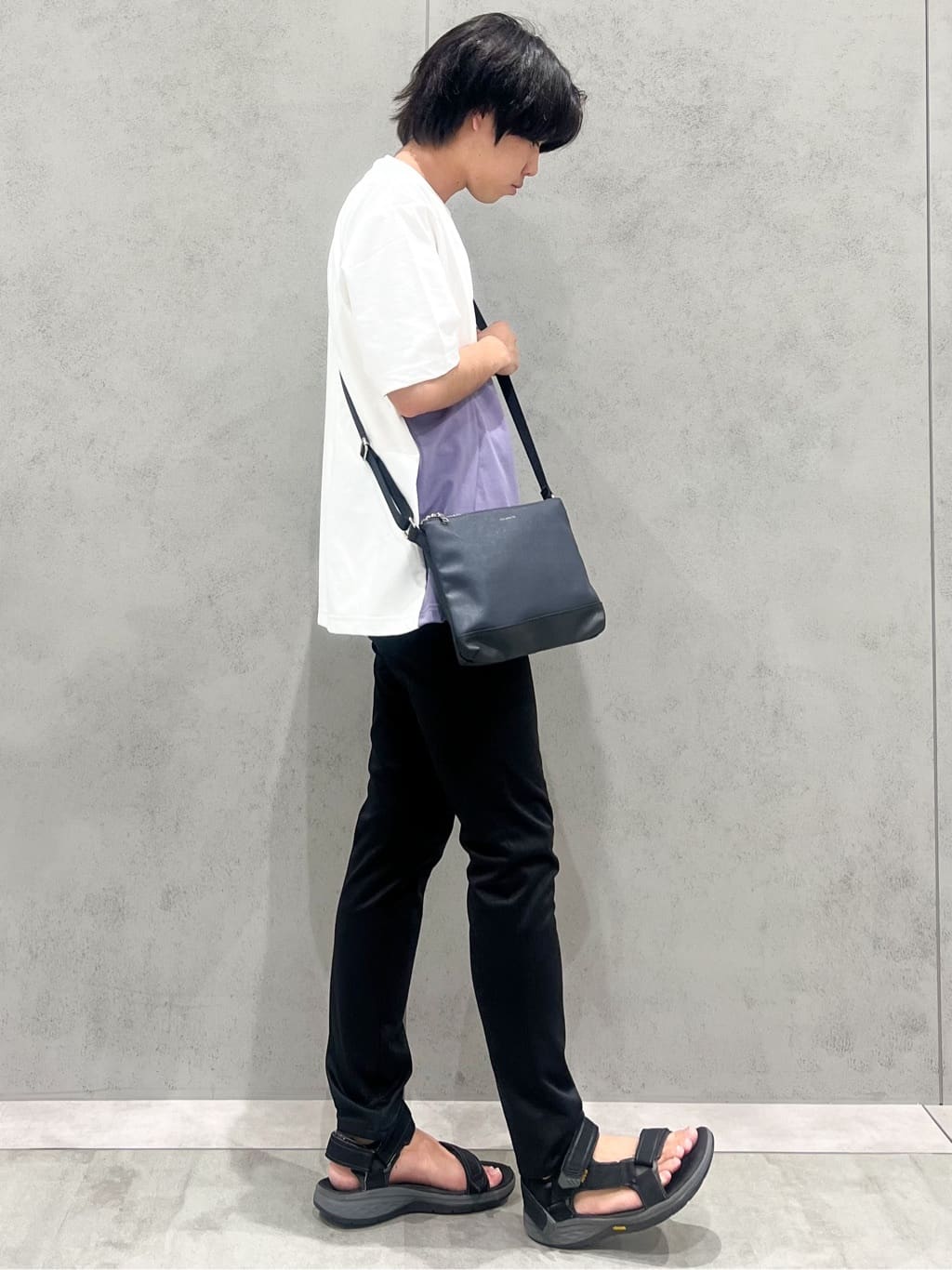 SHI-MAさんの「THE SHOP TK｜サフィアーノミニサコッシュ」を使ったコーディネート
