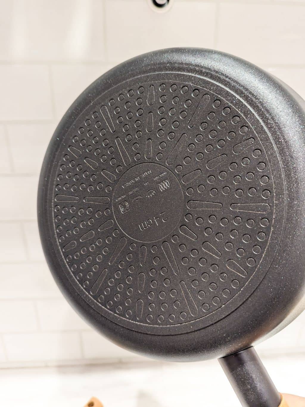 シモさんの「212 KITCHEN STORE｜チタン＆ダイヤモンドＷコーティング マルチパン28cm GY ＜TI：DA ティーダ＞」を使ったコーディネート
