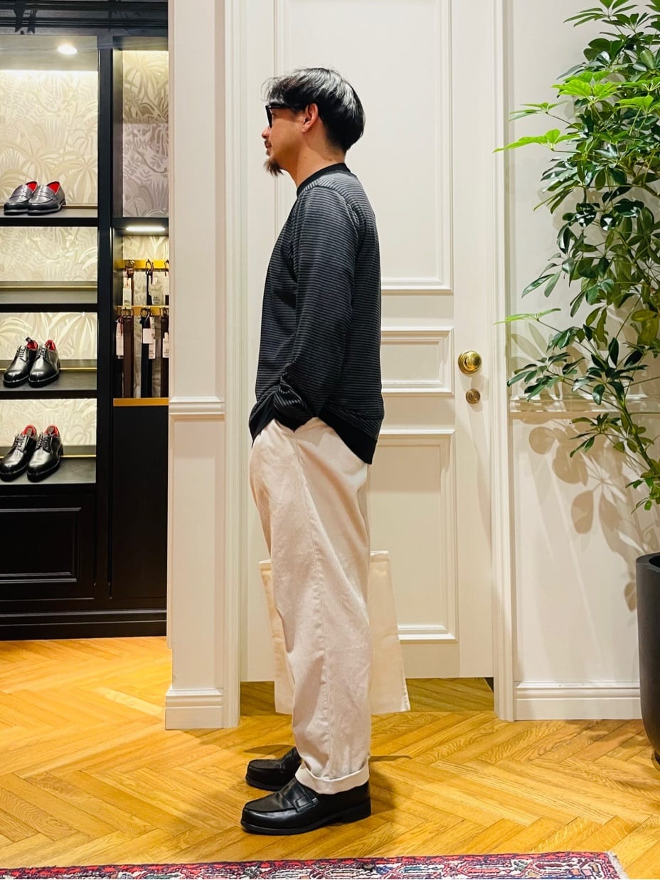 鶴田大士さんの「DRESSTERIOR｜【撥水加工/Safari5月号掲載】ローファー」を使ったコーディネート