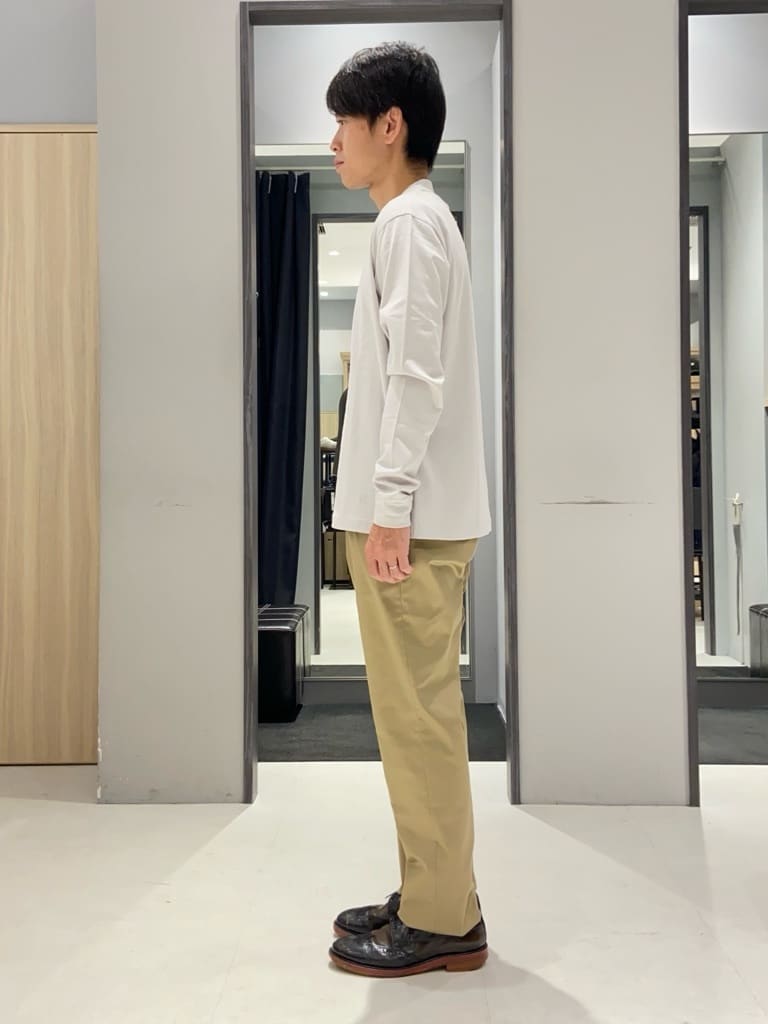 わいずみさんの「TAKEO KIKUCHI｜【オフィスカジュアル対応】ドレス チノパンツ」を使ったコーディネート