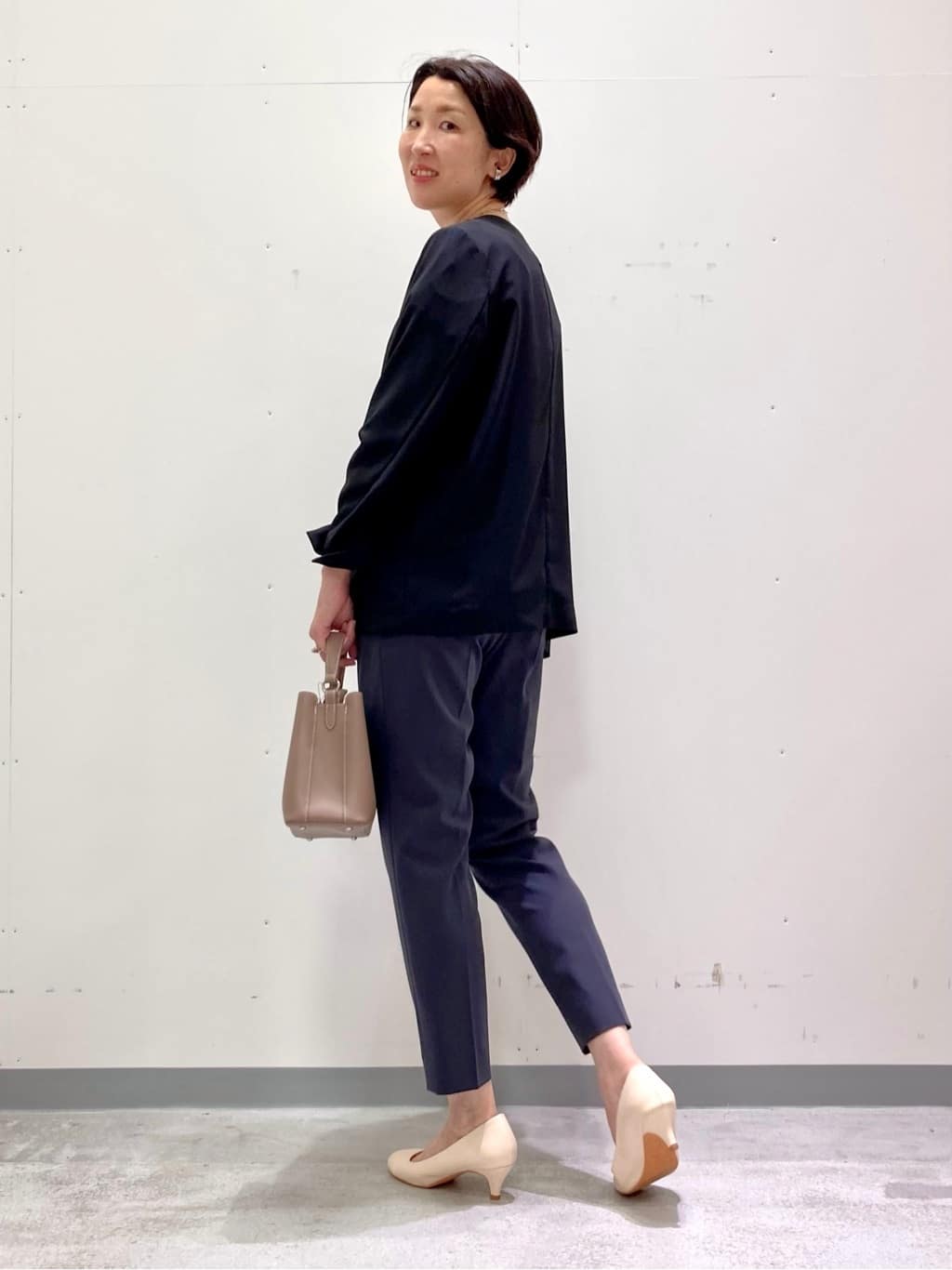 yuriさんの「INDIVI｜【洗える/通勤/UVケア/日本製】ストレッチテーラードジャケット」を使ったコーディネート