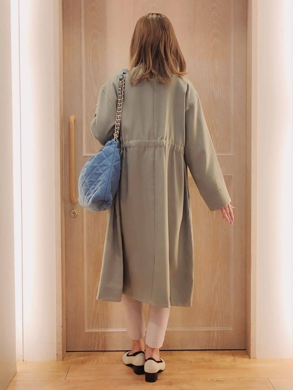 asadaさんの「SHOO･LA･RUE｜【SS-3L/無理せずスリム】 ぐんぐん伸びる イージーテーパードパンツ」を使ったコーディネート