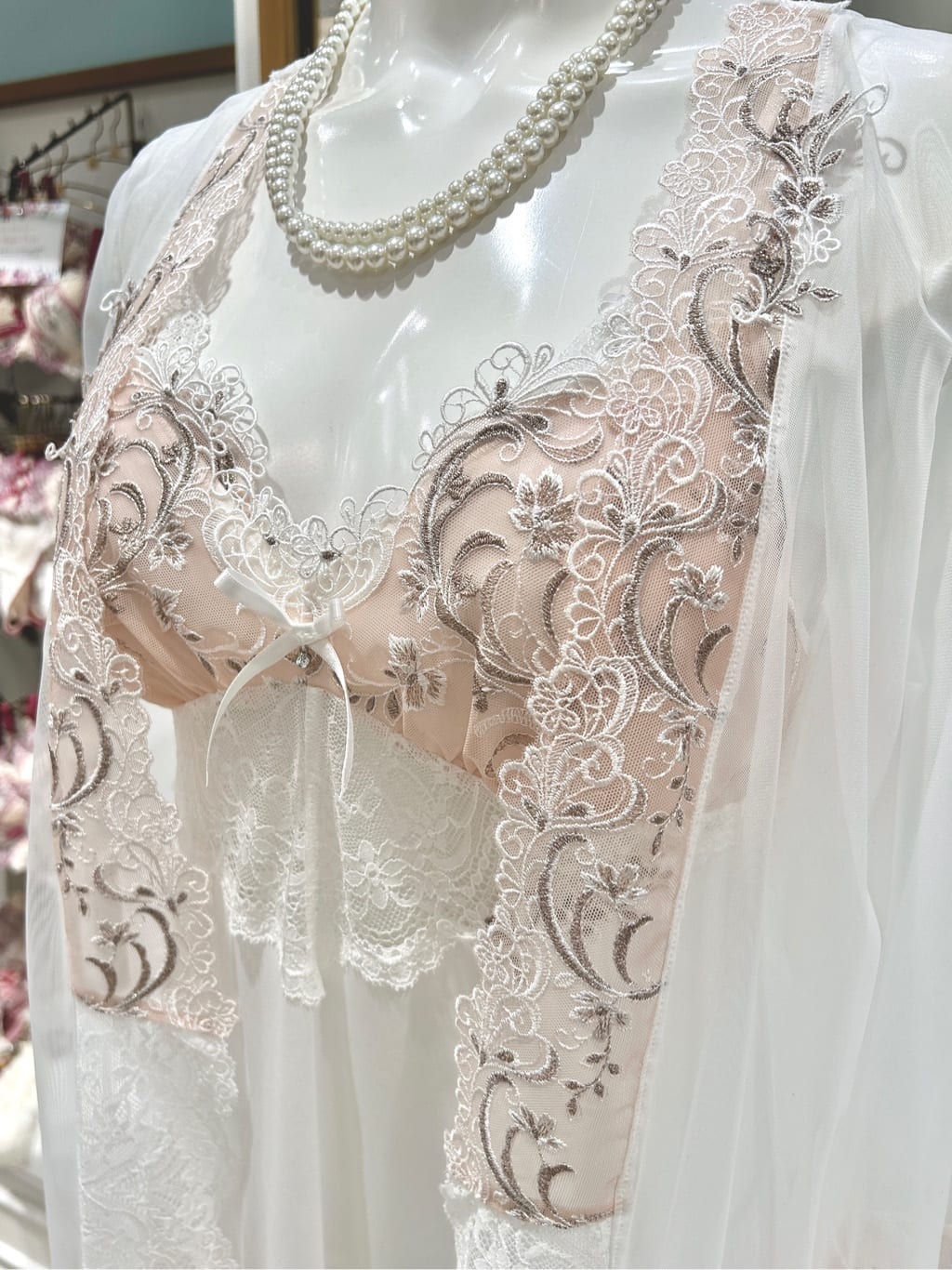 ichiさんの「Risa Magli｜アンシェラ ブラジャー（B-D）＜V Make Type＞」を使ったコーディネート