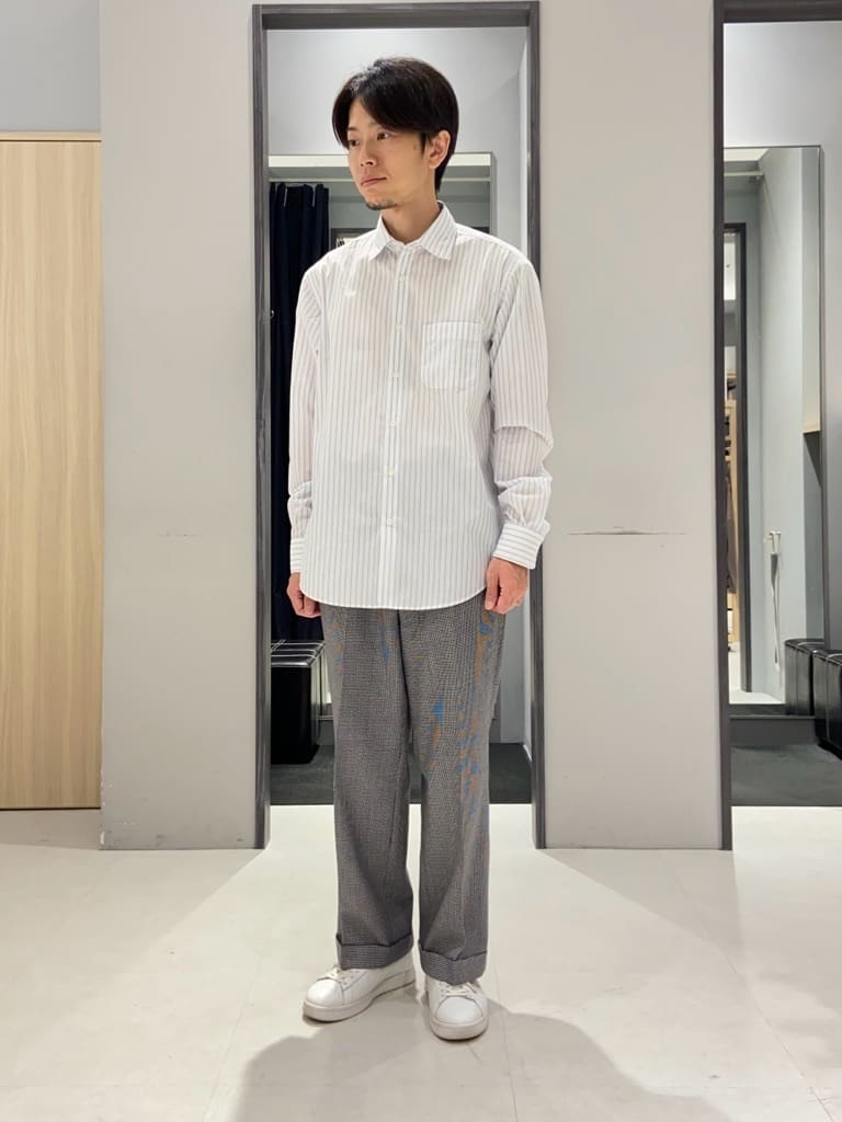 わいずみさんの「TAKEO KIKUCHI｜【Three by Three】シャイニーシャークピンヘッド ベスト / 3ピース対応」を使ったコーディネート