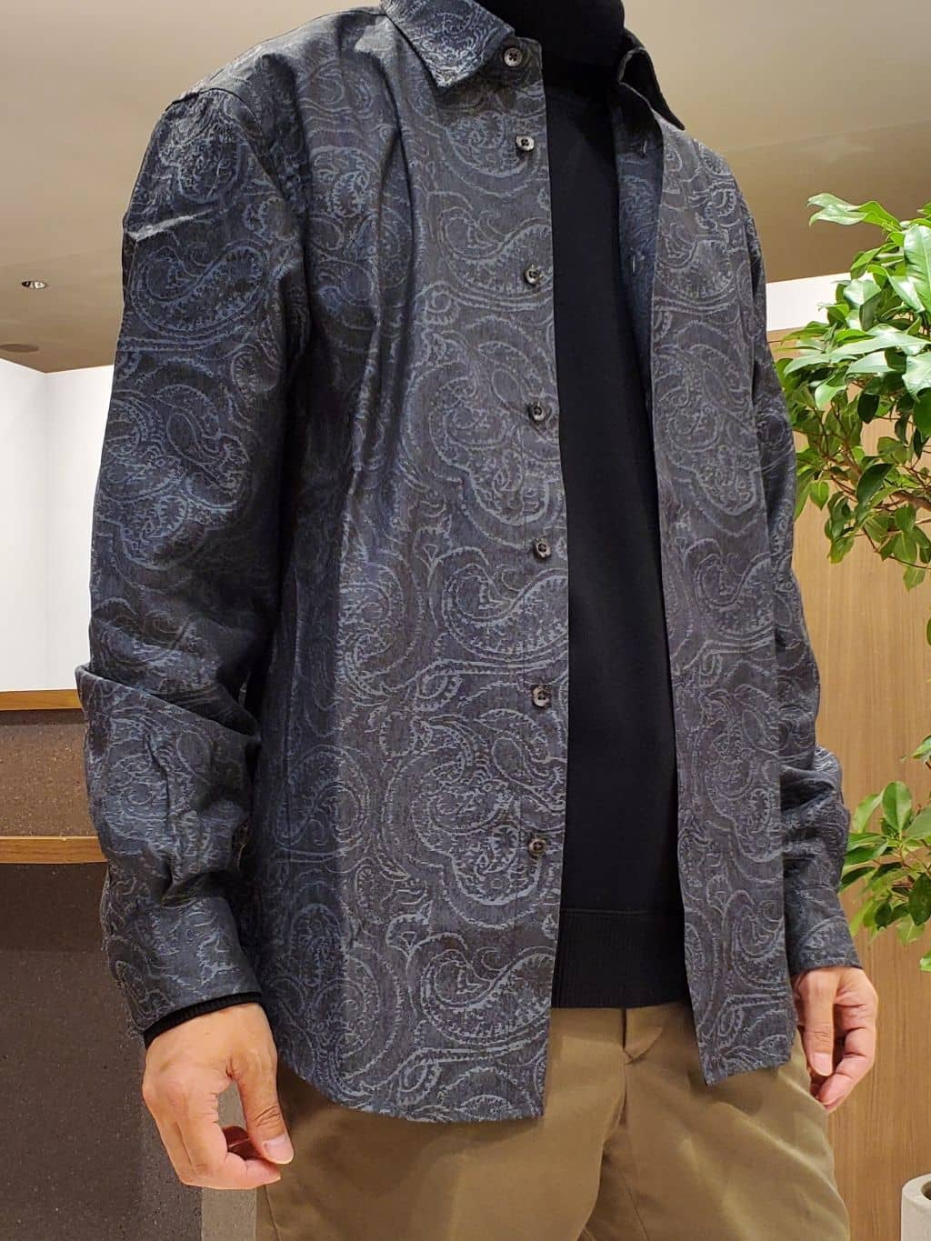 ishidaさんの「TAKEO KIKUCHI｜【オフィスカジュアル対応】ドレス チノパンツ」を使ったコーディネート