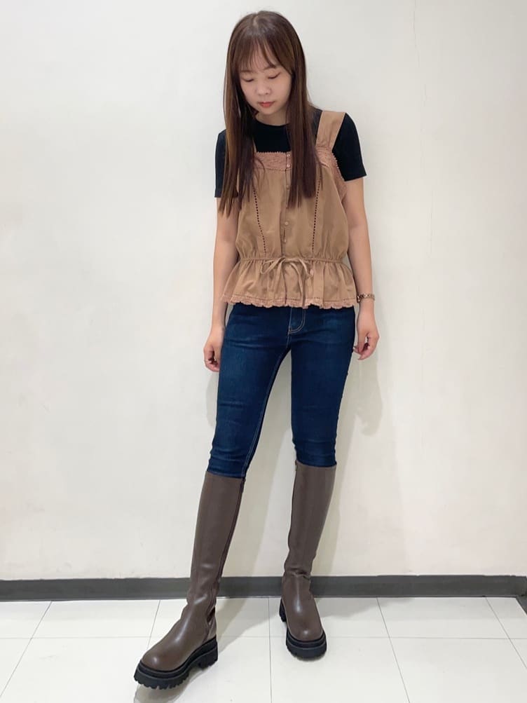 azusaさんの「ESPERANZA｜【晴雨兼用】トラックソールロングブーツ」を使ったコーディネート