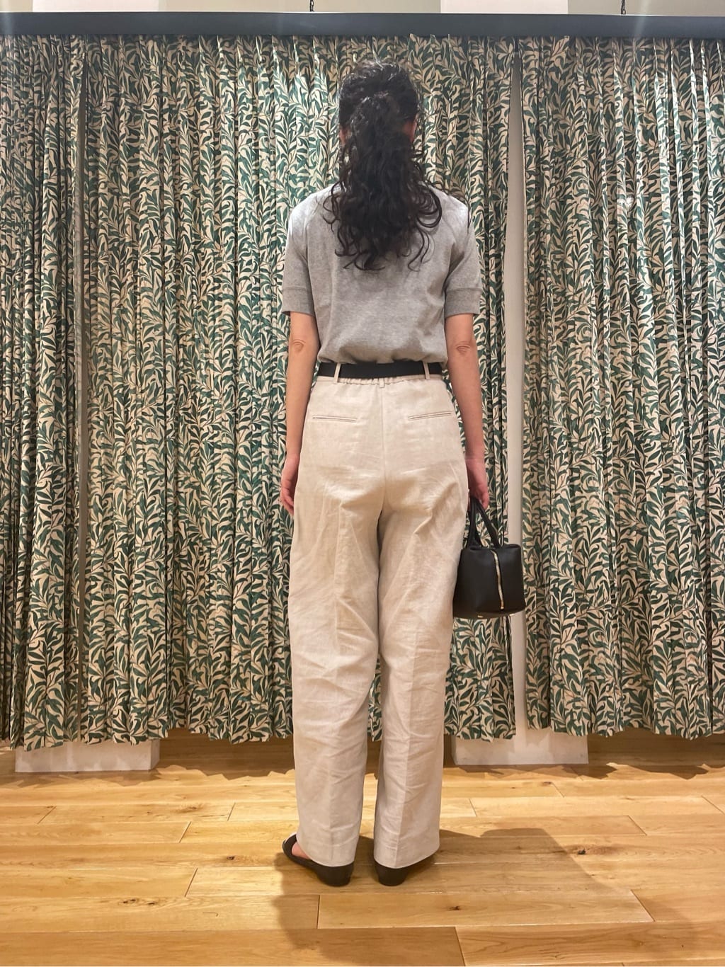 Annさんの「DRESSTERIOR｜【定番/人気】ラグランハーフスリーブプルオーバー」を使ったコーディネート