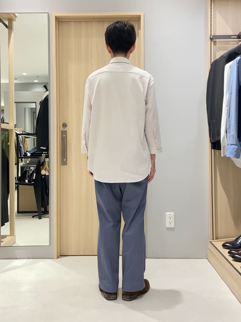 わいずみさんの「TAKEO KIKUCHI｜フルベジタンニンレザー バックパック」を使ったコーディネート