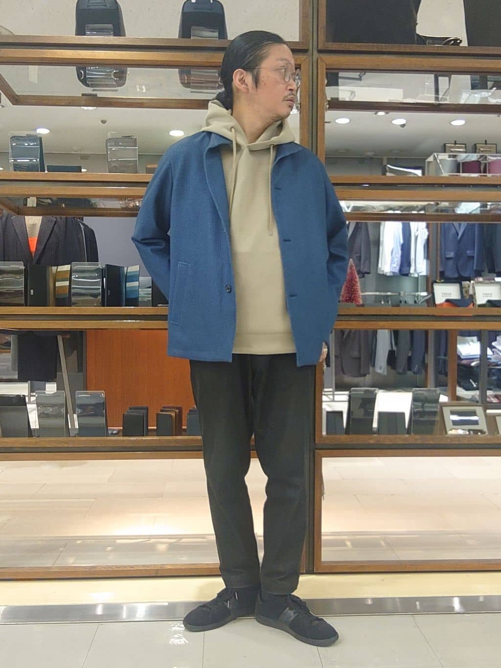 かしげるさんの「TAKEO KIKUCHI｜【DOWN FABRIC】ダウンファブリック スタンドカラーブルゾン」を使ったコーディネート