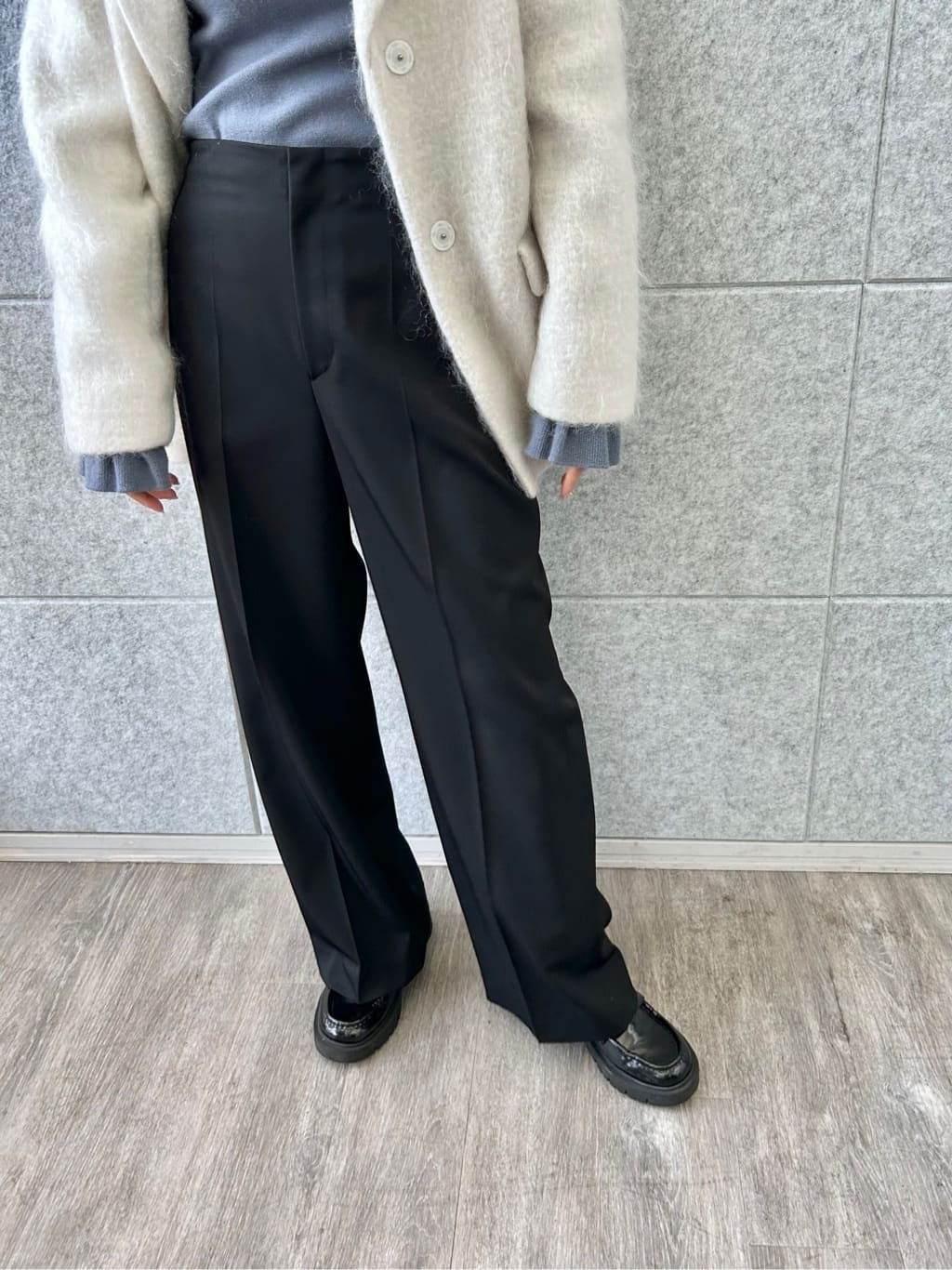harunaさんの「CODE A｜shaggy jacket coat」を使ったコーディネート