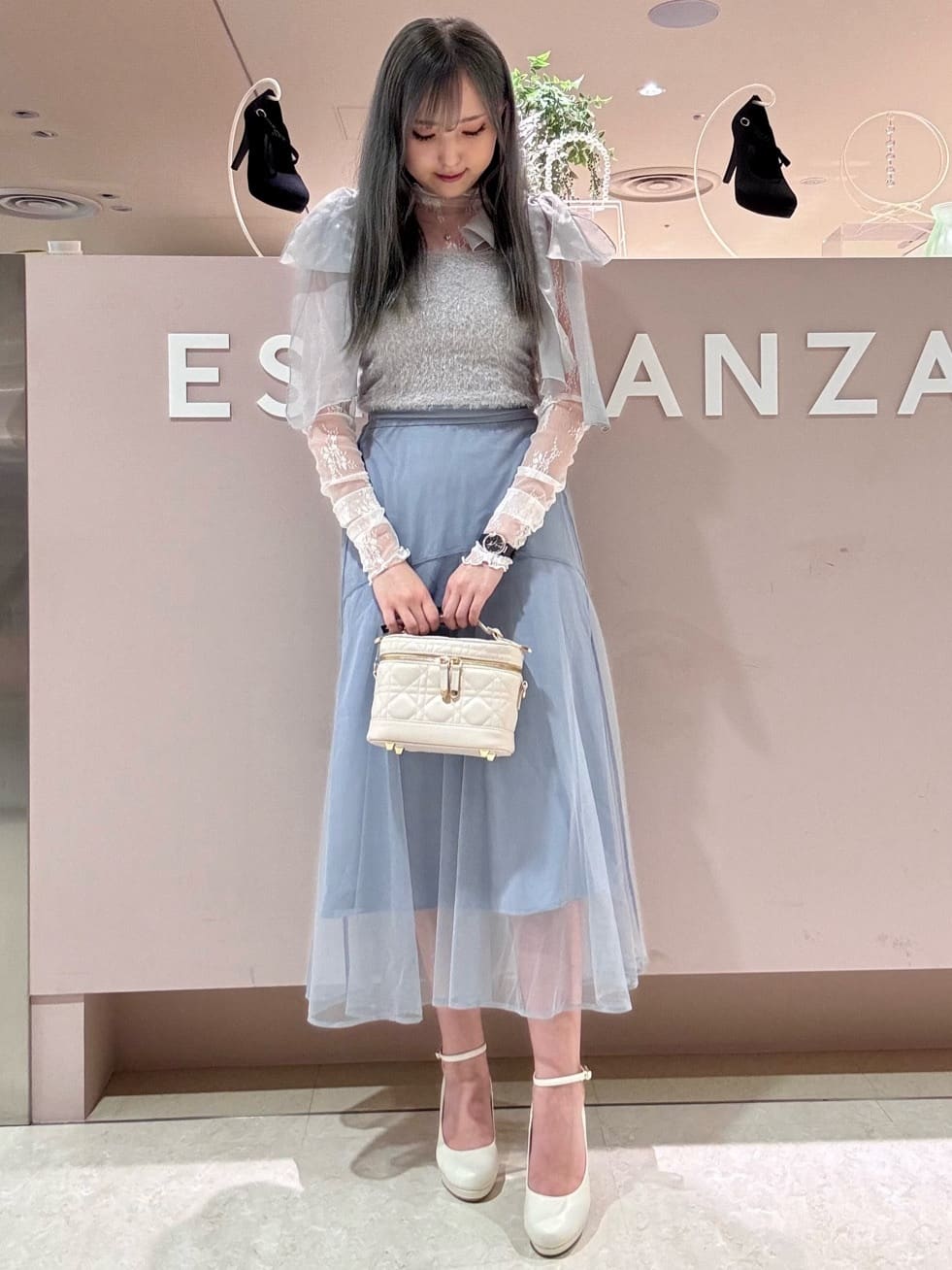 kaさんの「ESPERANZA｜キルティングバニティ3WAYショルダー」を使ったコーディネート