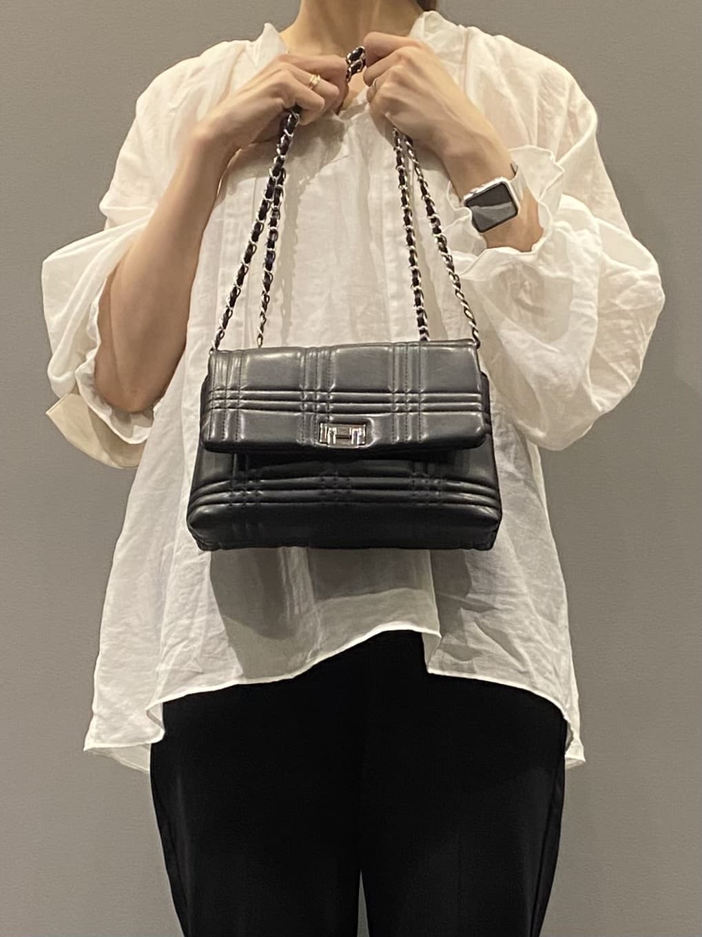 hiraさんの「ESPERANZA｜厚底2段ソールローファーパンプス」を使ったコーディネート
