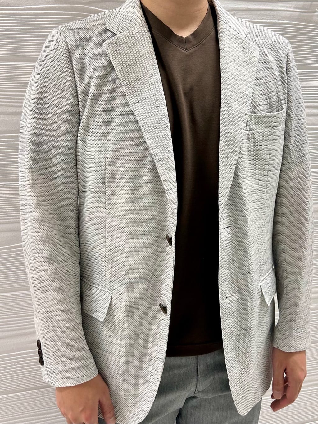 すーさんの「TAKEO KIKUCHI｜【全7サイズ&times;8色展開！】トップマルチヘリンボン パンツ」を使ったコーディネート