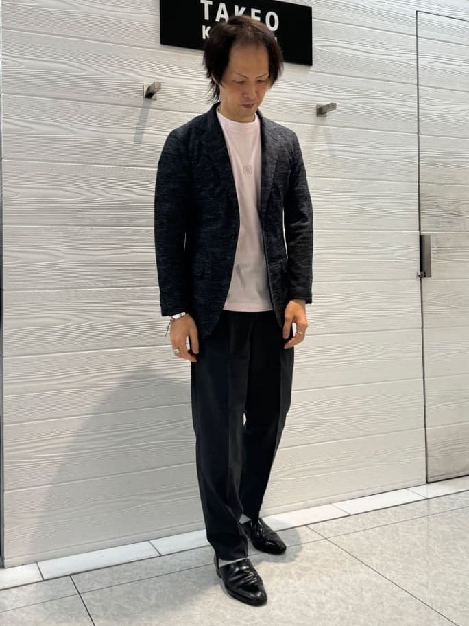 井出恭輔さんの「TAKEO KIKUCHI｜【尾州織】リネンブレンド メッシュ ジャケット」を使ったコーディネート