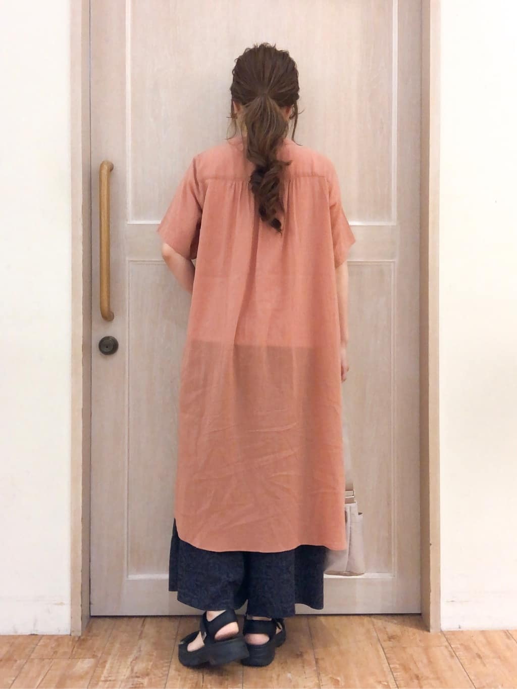 オリえもんさんの「SHOO･LA･RUE｜」を使ったコーディネート
