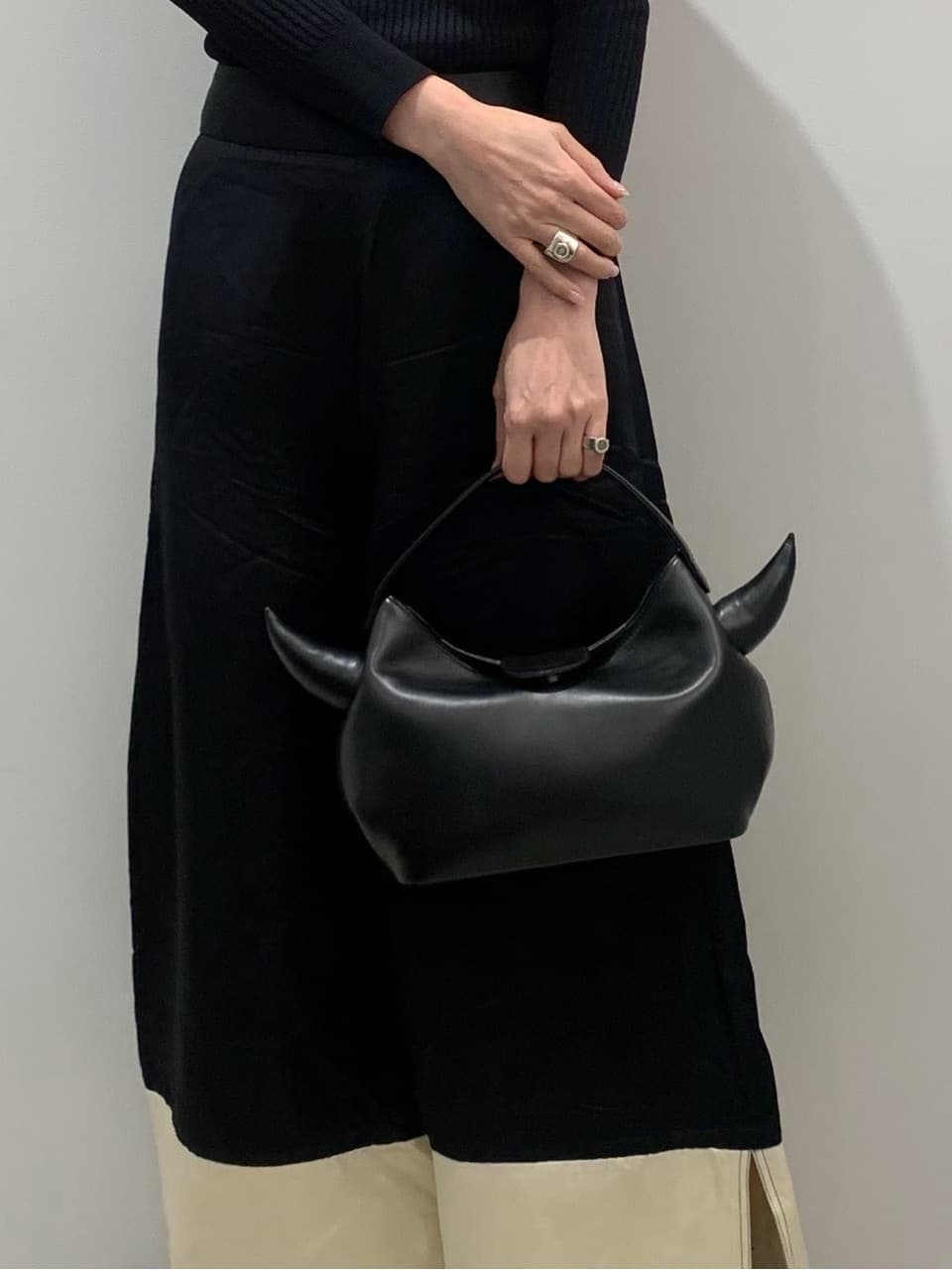 Kさんの「HIROKO HAYASHI｜【WEB・銀座店限定】LEO CORNA（レオ コルナ）ハンドバッグ」を使ったコーディネート