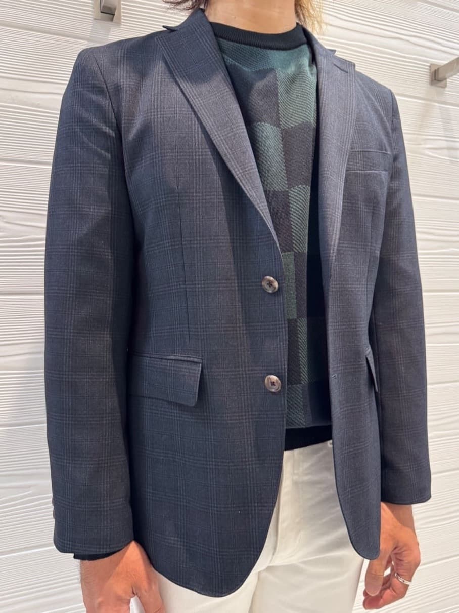 井出恭輔さんの「TAKEO KIKUCHI｜【Sサイズ～】ストレッチ デニム パンツ」を使ったコーディネート