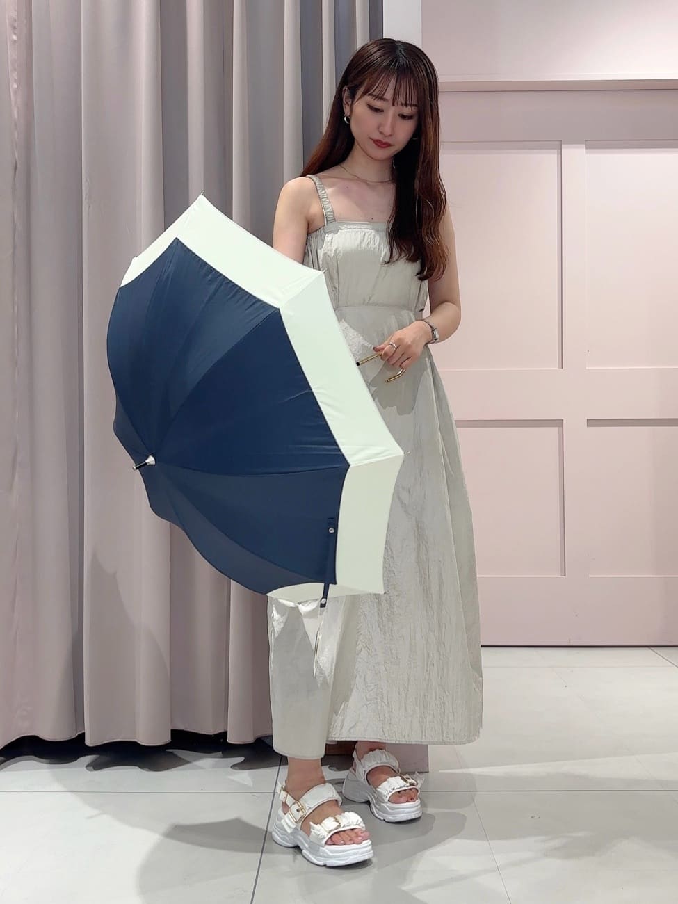 RINAさんの「ESPERANZA｜厚底クシュクシュベルトスポサン」を使ったコーディネート