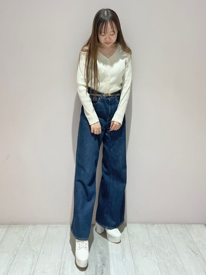 azusaさんの「ESPERANZA｜【ラク盛り／ショートブーツ】リピーター続出／脚長美脚　厚底レースアップブーツ」を使ったコーディネート