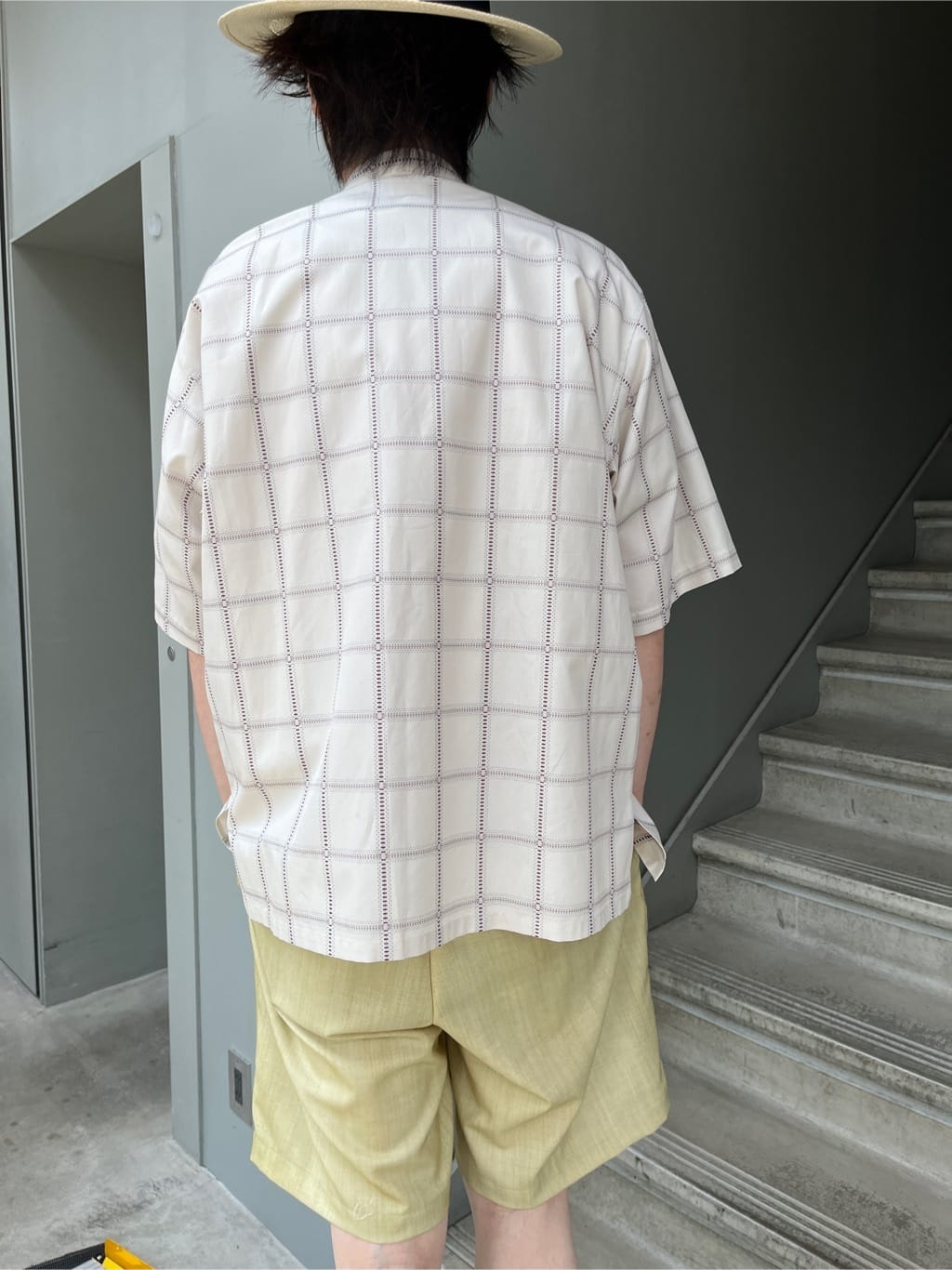 Shintaroさんの「TAKEO KIKUCHI｜【抗菌防臭／5サイズ展開】ハイゲージポンチ Tシャツ」を使ったコーディネート