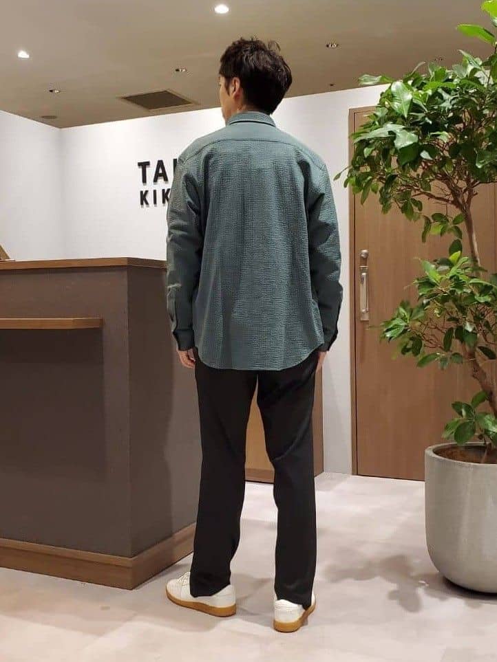 ishidaさんの「TAKEO KIKUCHI｜【抗菌防臭/シーズンレス】シアサッカー ジャージシャツ」を使ったコーディネート