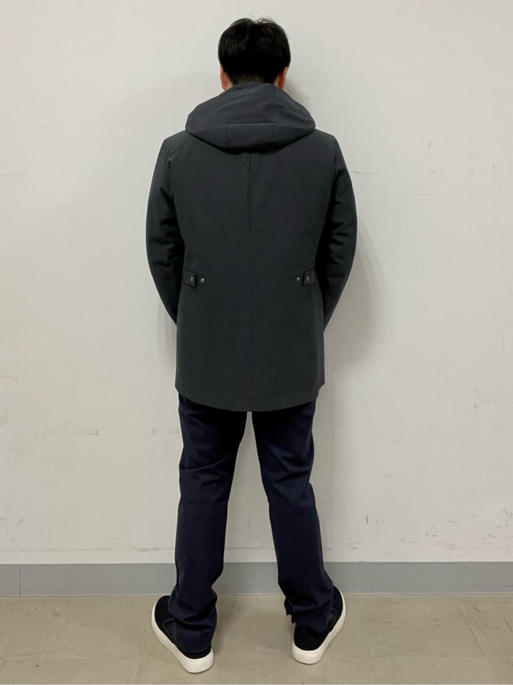 中村さんの「TAKEO KIKUCHI｜【全7サイズ&times;8色展開！】トップマルチヘリンボン パンツ」を使ったコーディネート