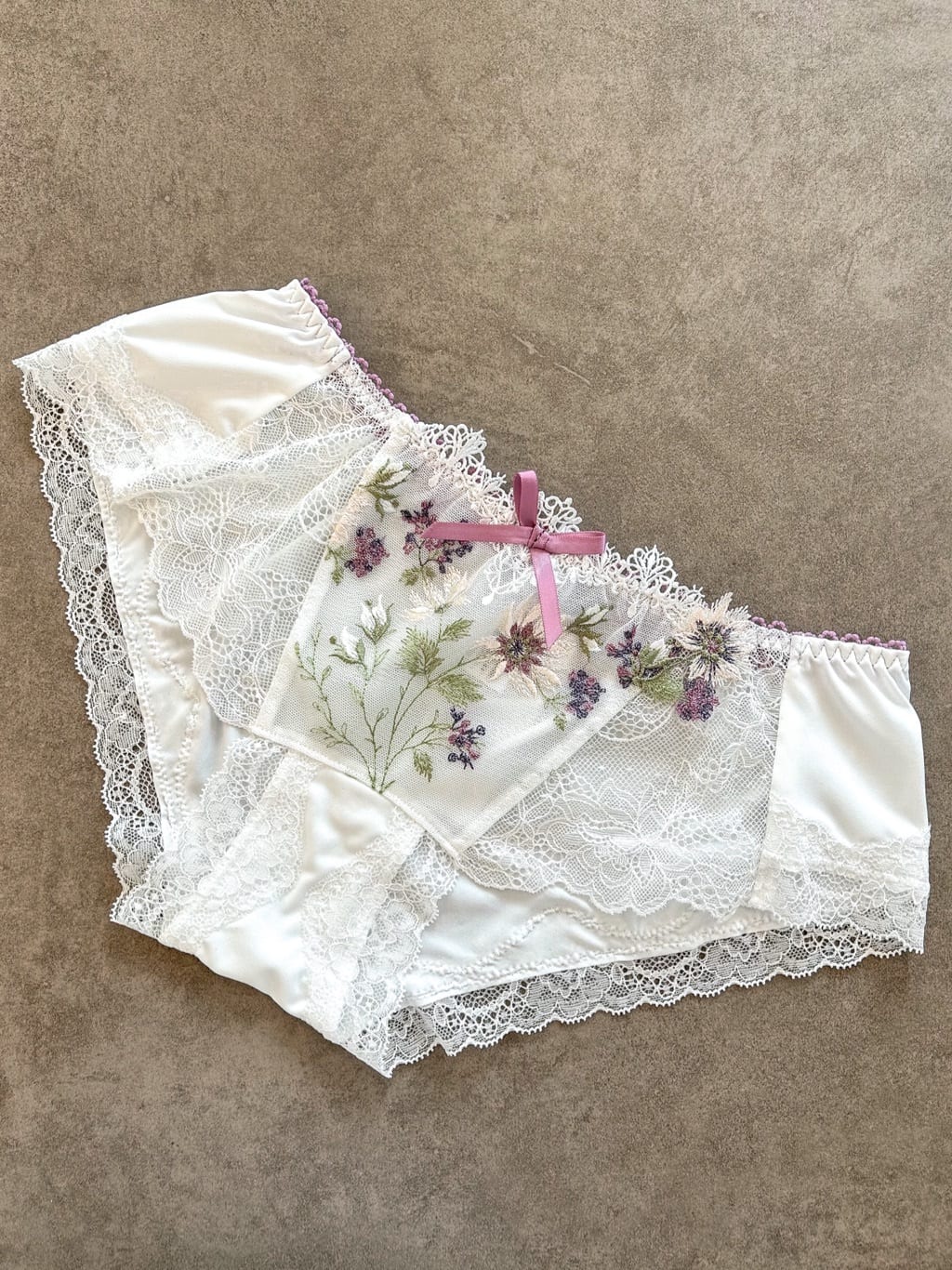 Umeさんの「Risa Magli｜フレデリカ ブラジャー」を使ったコーディネート