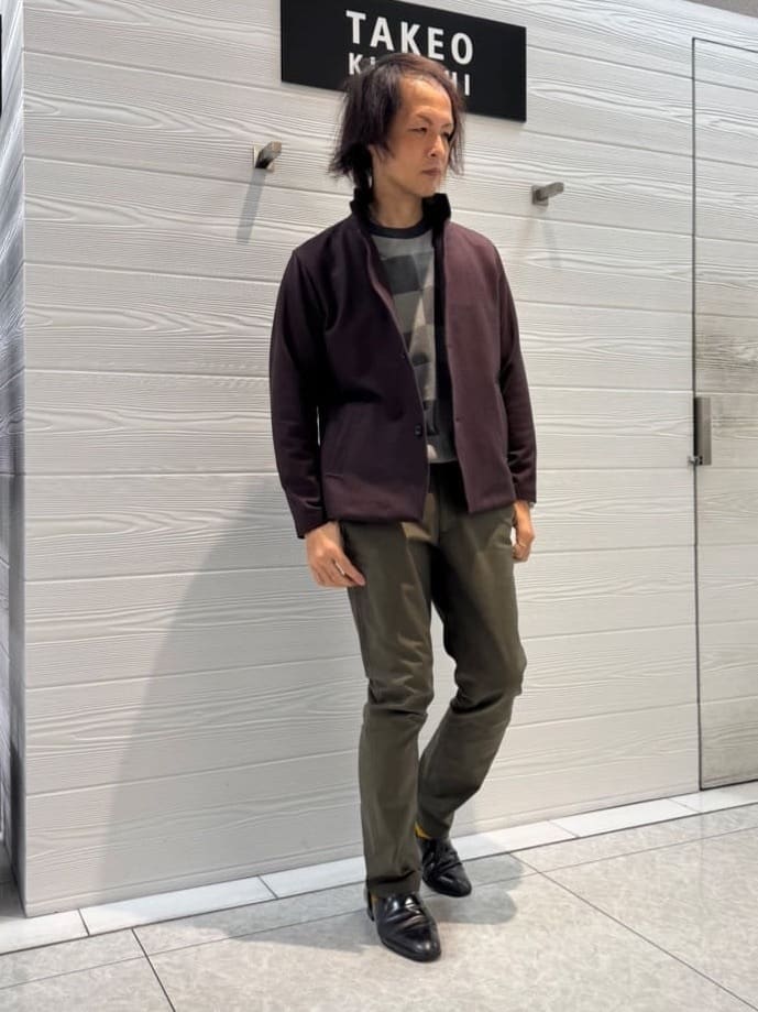 井出恭輔さんの「TAKEO KIKUCHI｜【DOWN FABRIC】ダウンファブリック スタンドカラーブルゾン」を使ったコーディネート