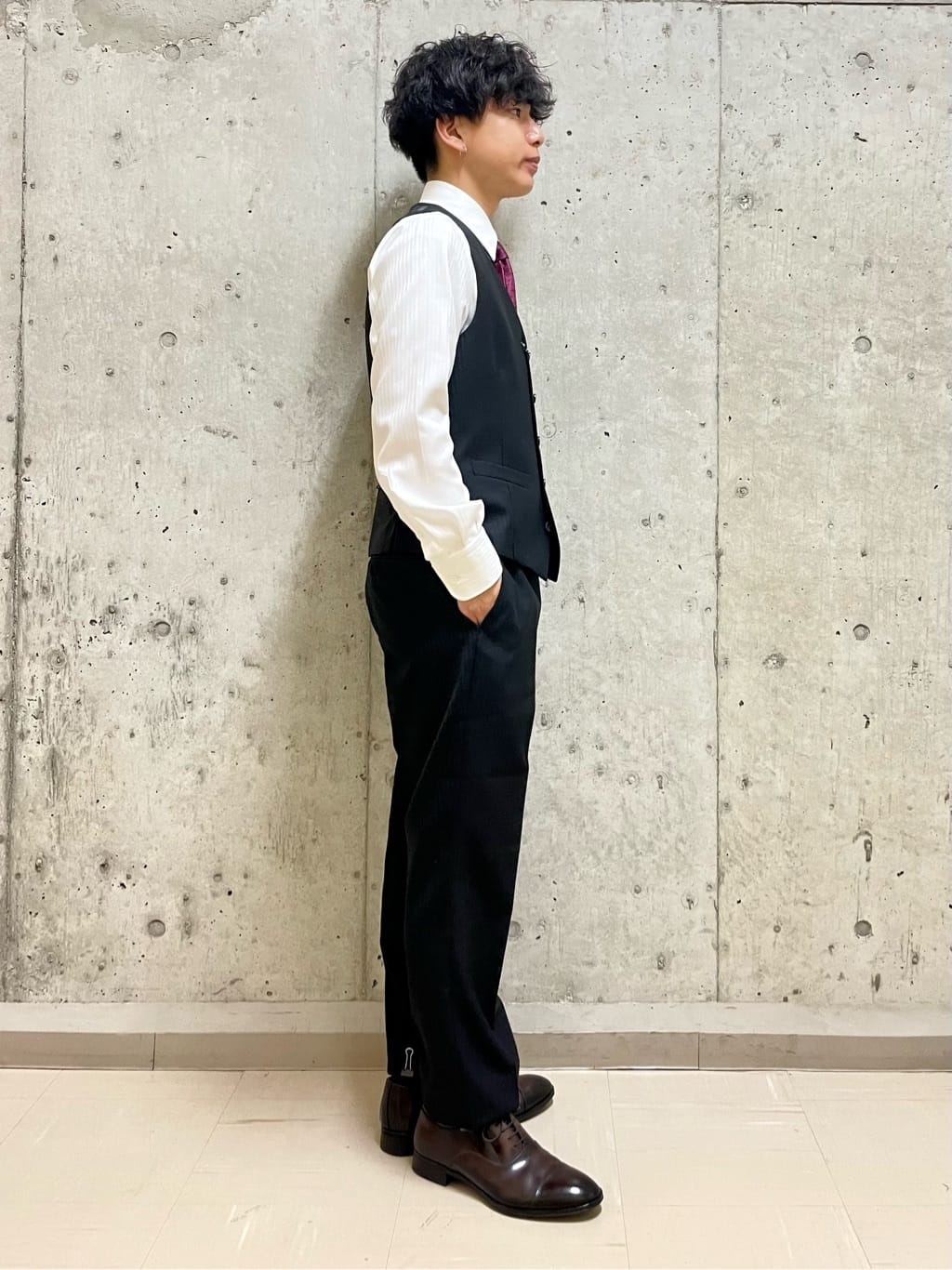 すずきさんの「TAKEO KIKUCHI｜【Made in JAPAN】ドビーストライプ ドレス シャツ」を使ったコーディネート