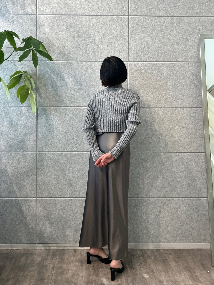 yukoさんの「CODE A｜◆lame knit cardigan」を使ったコーディネート