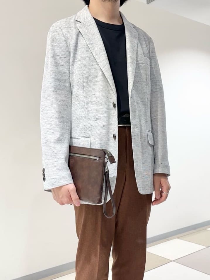 及川さんの「TAKEO KIKUCHI｜【尾州織】リネンブレンド メッシュ ジャケット」を使ったコーディネート