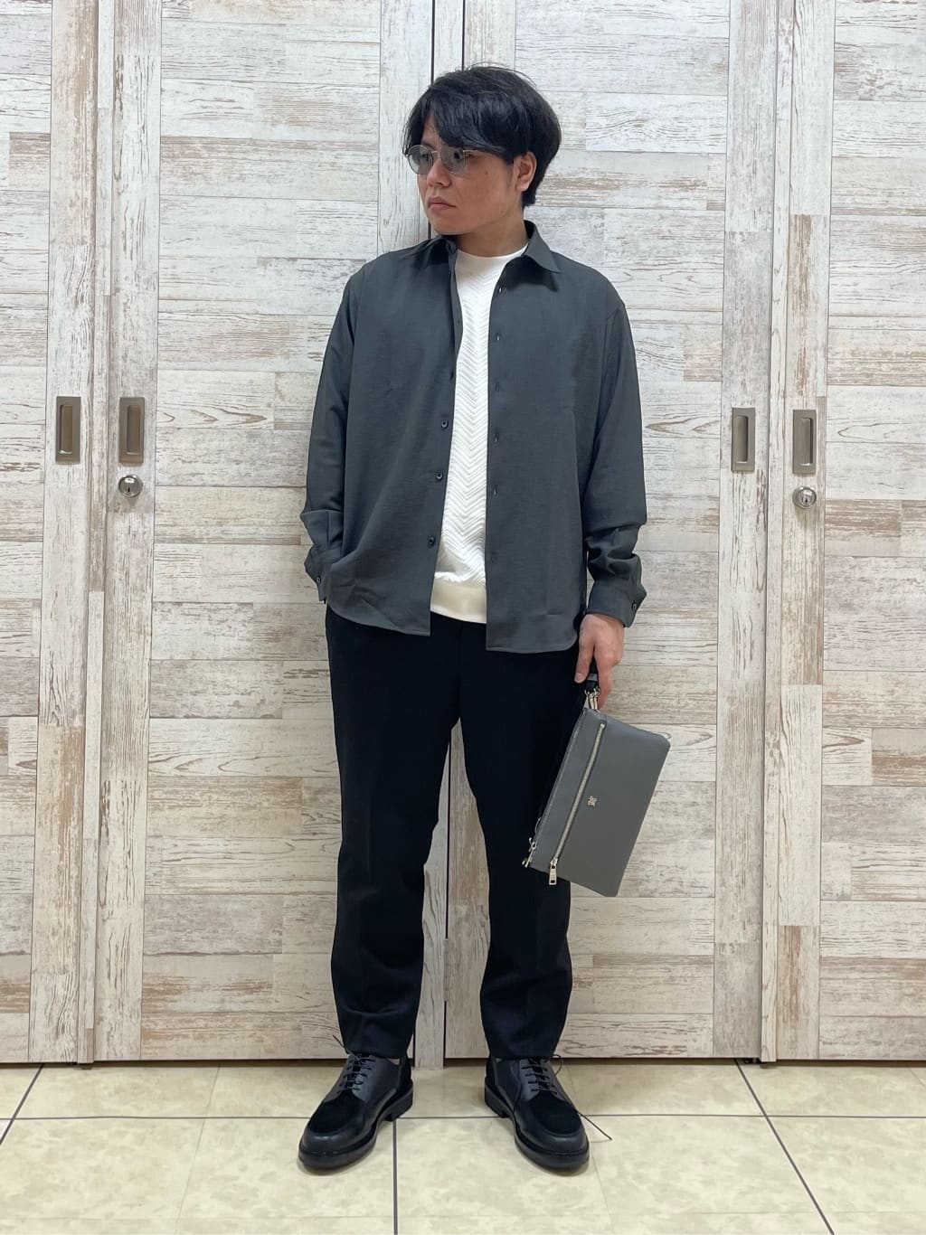 Suehiroさんの「TAKEO KIKUCHI｜」を使ったコーディネート