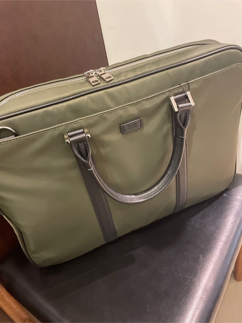 MAKOTO AIさんの「TAKEO KIKUCHI｜【Made in JAPAN】ブロード レギュラーカラー ドレスシャツ」を使ったコーディネート