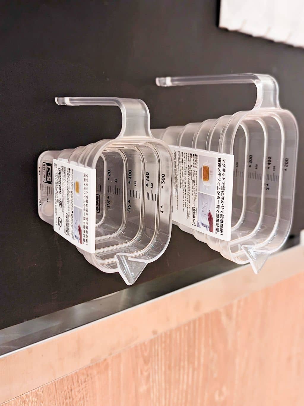 シモさんの「212 KITCHEN STORE｜マグネット段々計量カップ 500ml WH 山崎実業 ＜tower タワー＞」を使ったコーディネート