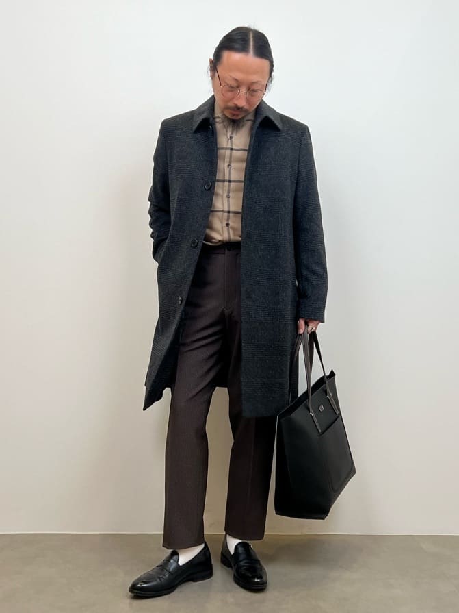 川口(髭長髪)さんの「TAKEO KIKUCHI｜コインローファー」を使ったコーディネート